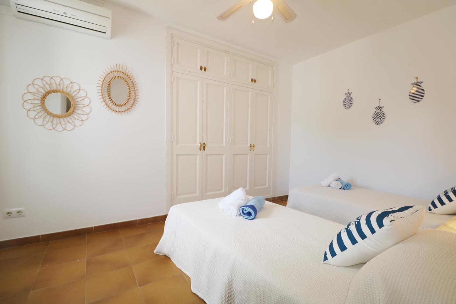 Villa Las Marinas - 3, Con Piscina Privada Y A 5 Minutos De La Playa Punta Grossa Rum bild
